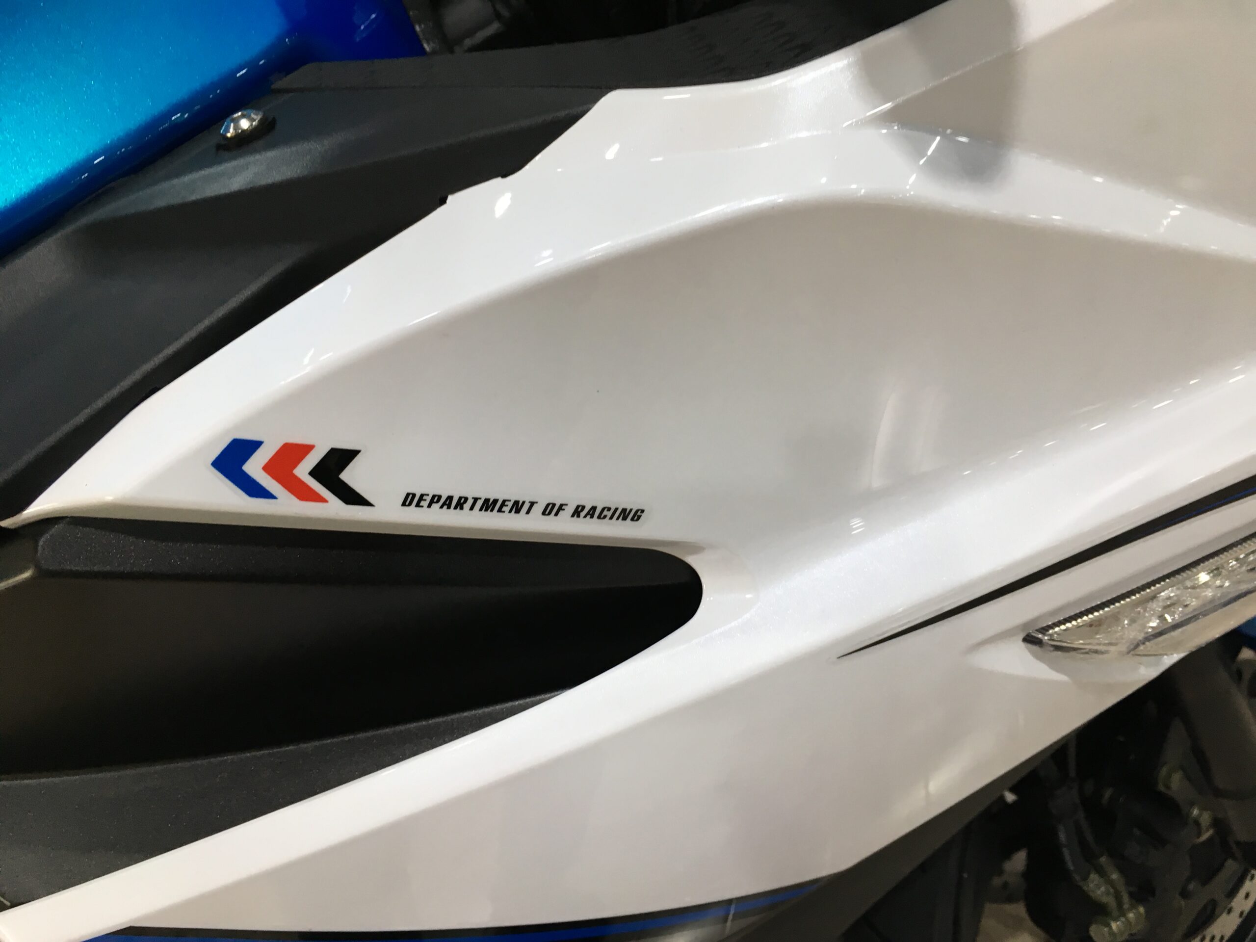 Электромотоцикл ElWinn EM-120. Электромотоцикл купить в Запорожье