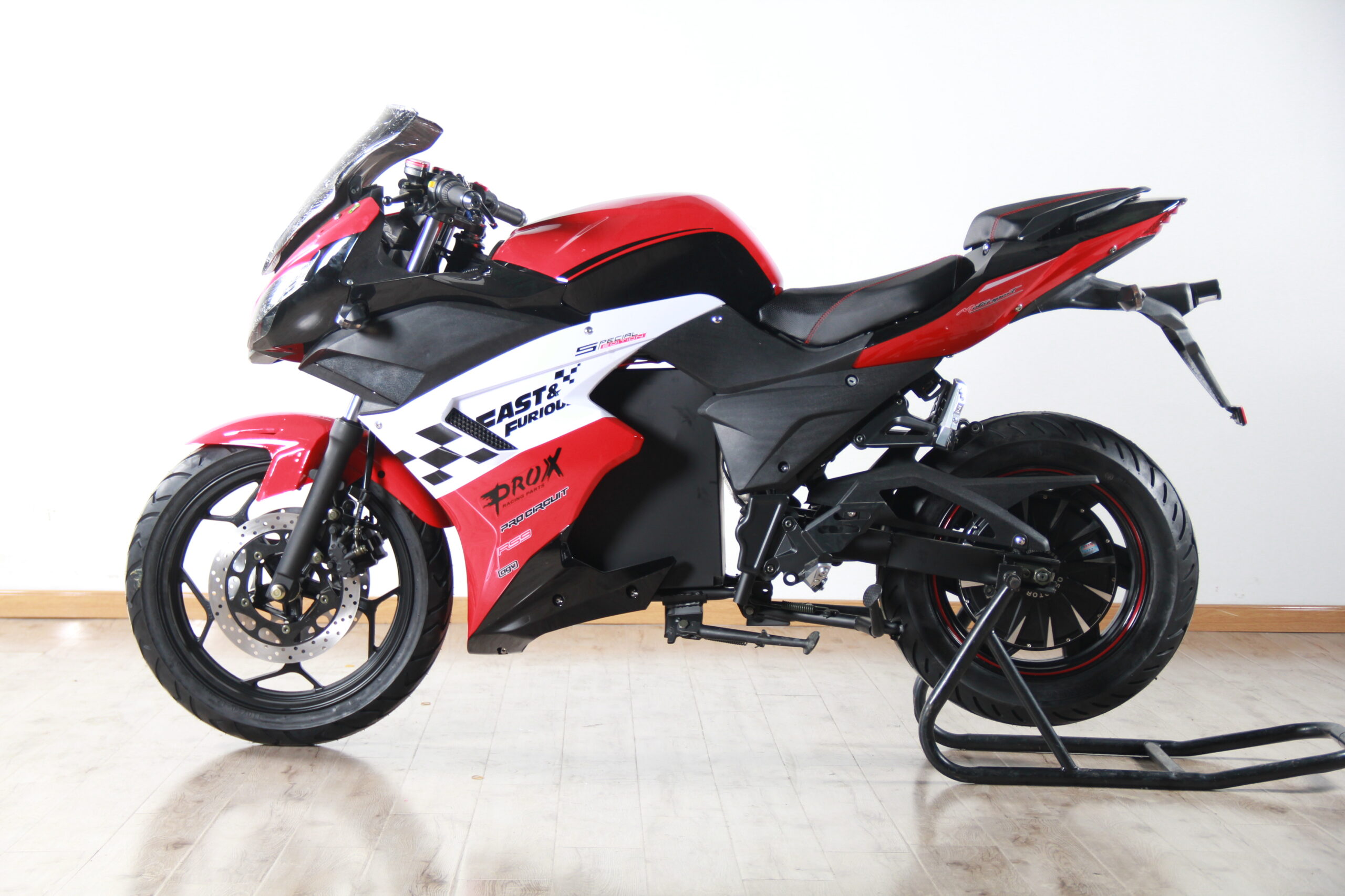 спортбайк цены от 1975 у.о. Електромотоцикл купити в Тернополі