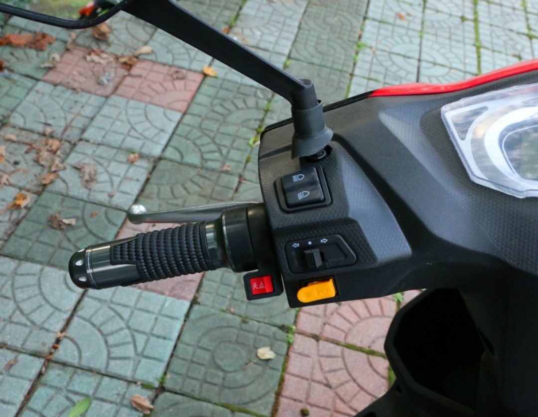 Панель приладів електроскутера ElWinn EM-2200