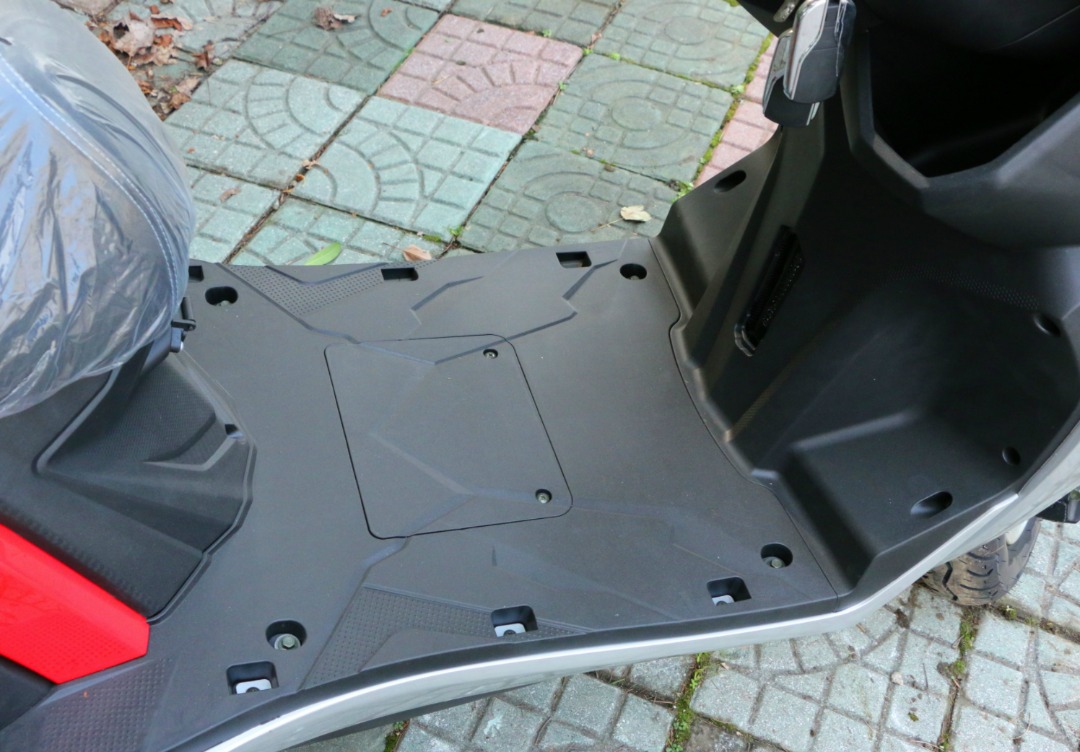 Електроскутер ElWinn EM-2200