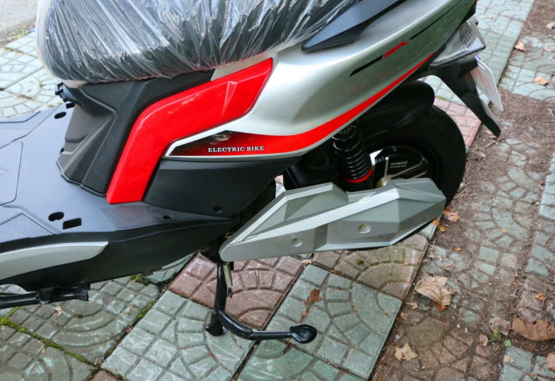 Електроскутер ElWinn EM-2200