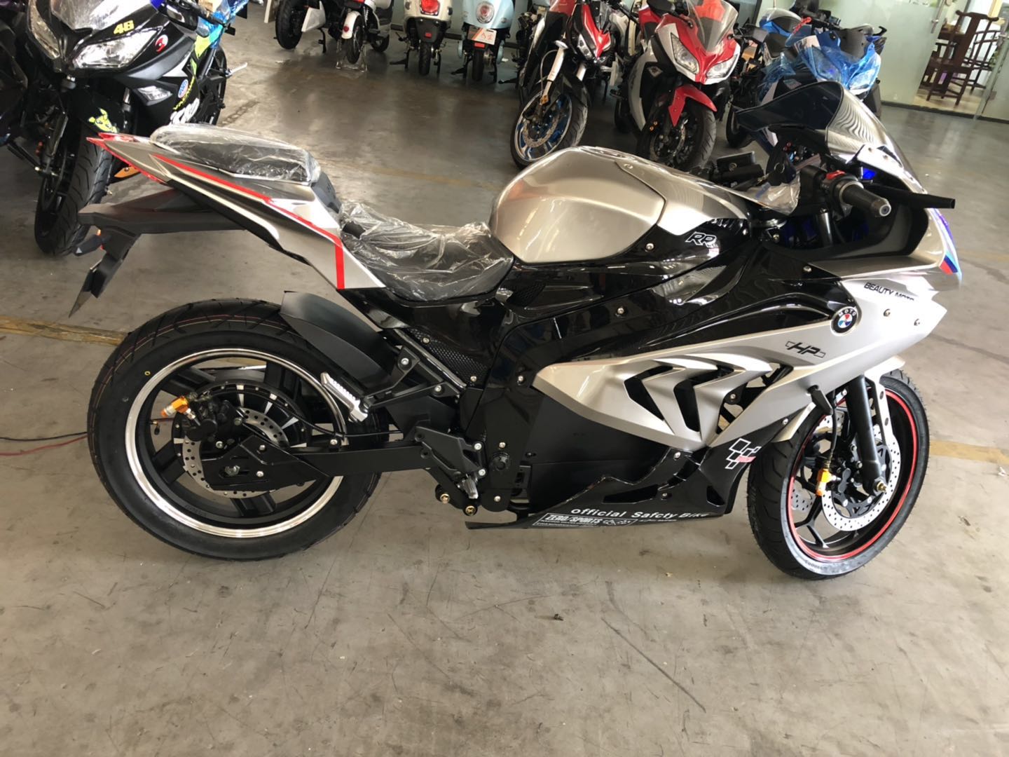 Электромотоцикл ElWinn EM-BM — изображение 2