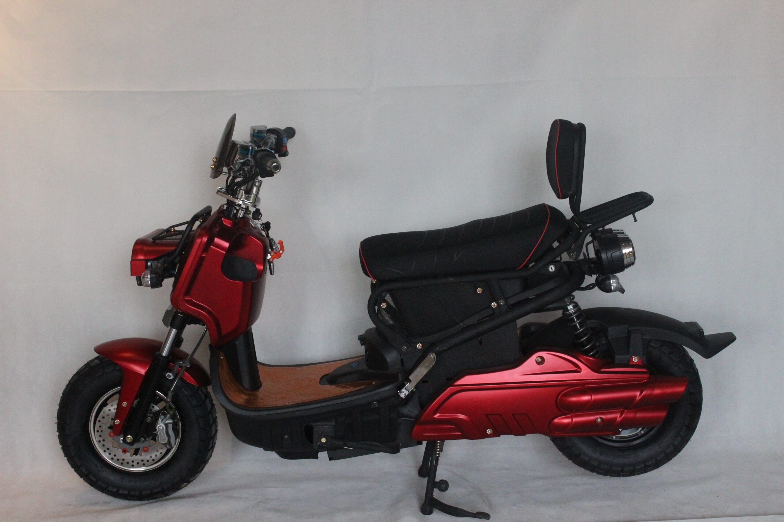 Электроскутер ElWinn Zuma — изображение 2