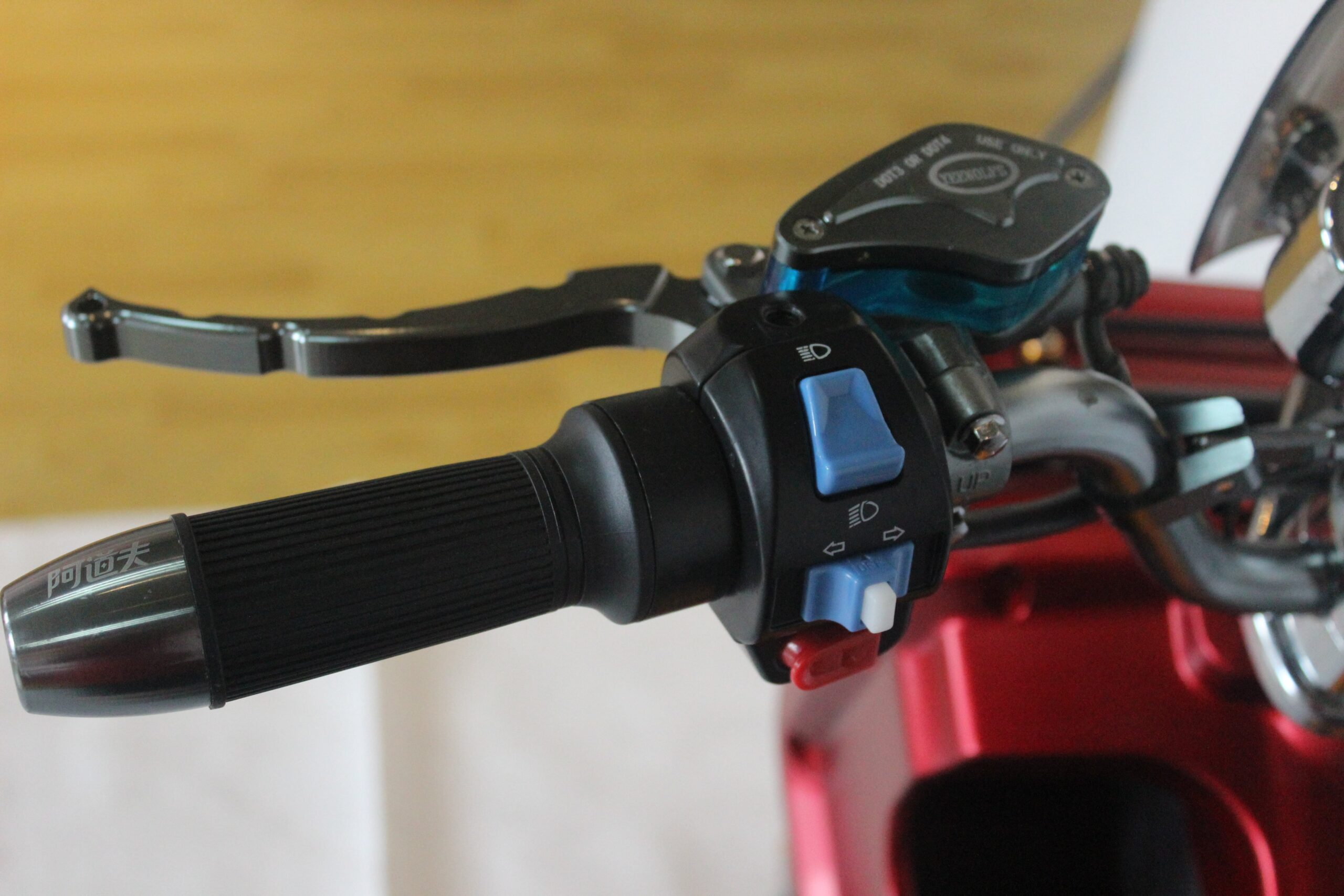 Электроскутер ElWinn Zuma — изображение 10