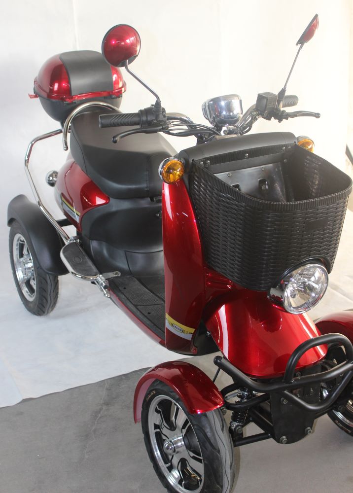 Скутер квадроцикл Elwinn ES-135 — изображение 6