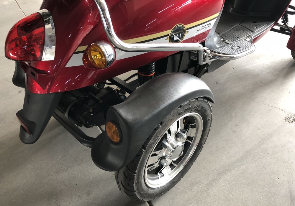 Скутер квадроцикл Elwinn ES-135 — изображение 5