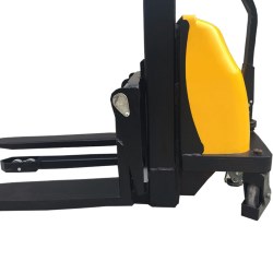 купить электроштабелер в Украине высотой подьема 4.5 м