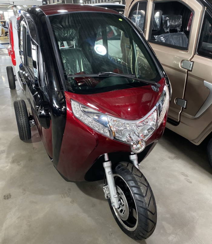 Elwinn X1 Электротрицикл с кабиной купить Киев