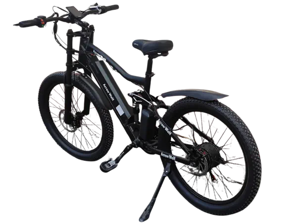 Задня втулка з електродвигуном та механізм передач Shimano на велосипеді Arrow 