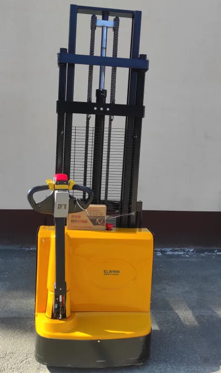 самоходный электро штабелер в Украине