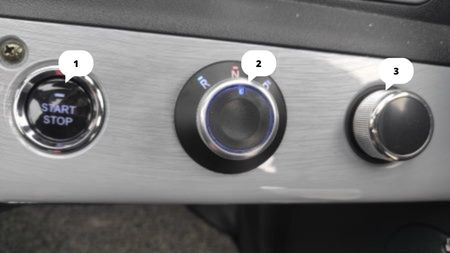 Пусковий перемикач в електромобілях.