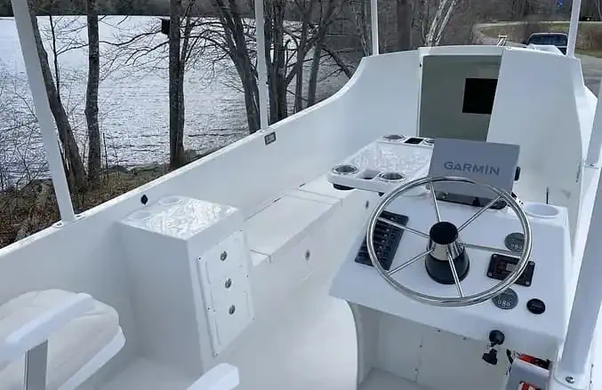 Електро катер на сонячній енергії