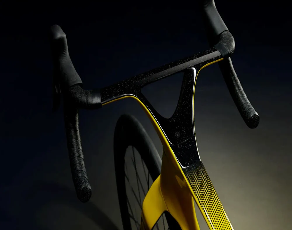 Електровелосипед Lotus