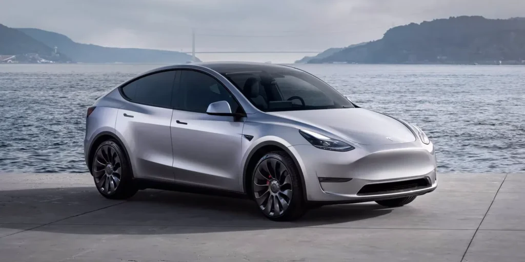 Електромобіль Tesla Model Y став лідером продажів серед нових автомобілів.