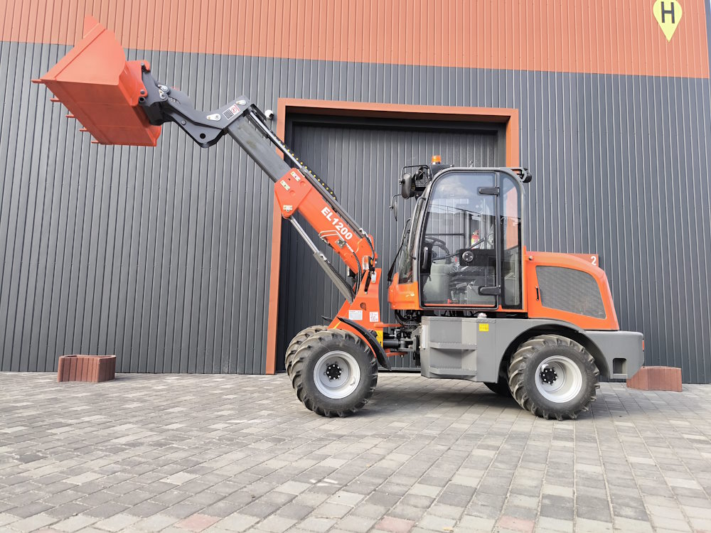 Потужний і великий електричний трактор Elwinn EL1200